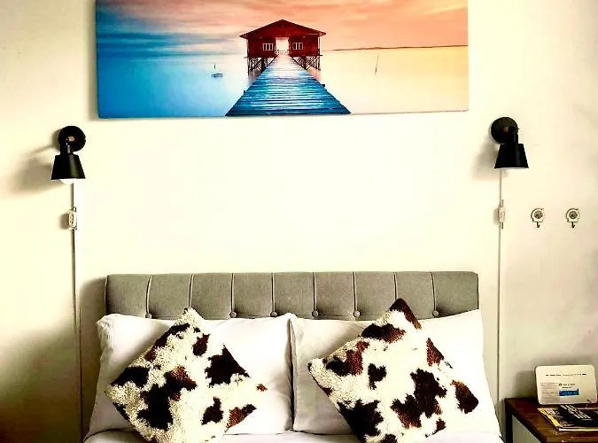 Affordable Buenbyahe Staycation In Urban Deca Tower Edsa, F Residences And The Regalia Park Tower Cubao Apartment *