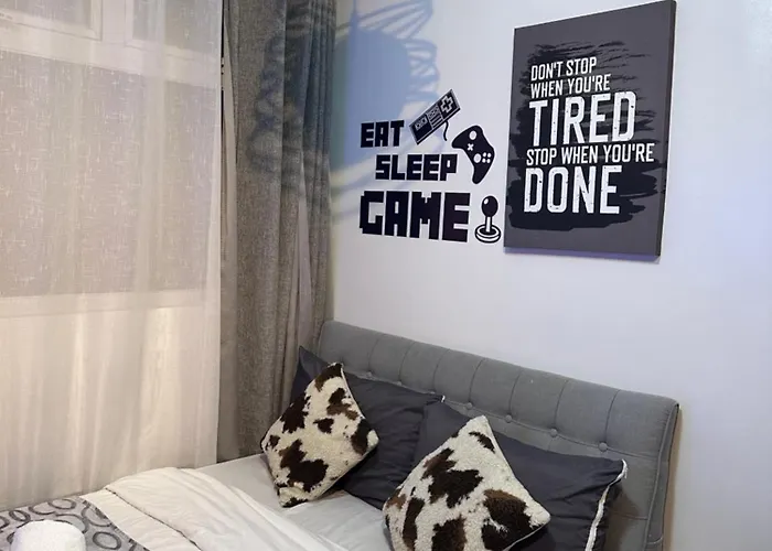 Apartment Affordable Buenbyahe Staycation In Urban Deca Tower Edsa, F Residences And The Regalia Park Tower Cubao