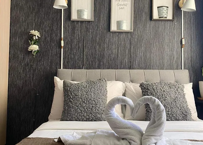 Apartment Affordable Buenbyahe Staycation In Urban Deca Tower Edsa, F Residences And The Regalia Park Tower Cubao Manila